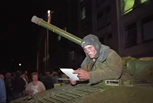 Barricades: Developments of 1991 August putsch in Moscow