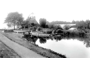 Devizes: Devizes, on the Canal 1898