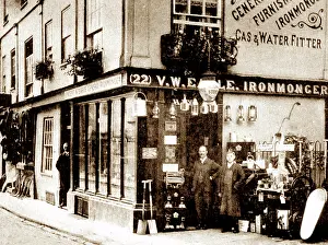 Devizes: Devizes High Street early 1900s