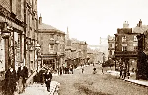 Runcorn: Devonshire Square, Runcorn
