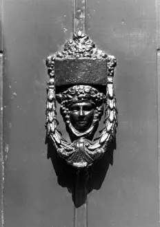 Doughty: DICKENS DOORKNOCKER