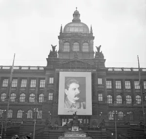 Vissarionovich: Dictator - murderer