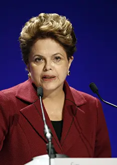 Earings: Dilma Rousseff