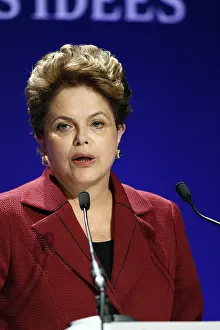 Earings: Dilma Rousseff