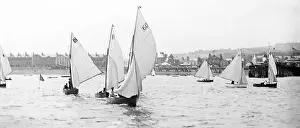 Teignmouth: Dinghy racing at Teignmouth, probably 1930s