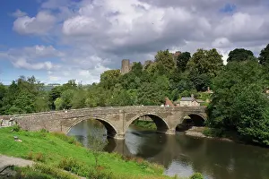 Teme: Dinham Bridge and Ludlow Castle, Shropshire