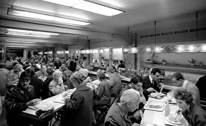 Saroch: Dining hall - lunch - eating