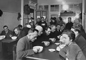 Ufer: Dining room for the unemployed in Berlin, 1932
