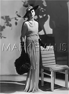 Diamante: DINNER DRESS/ROUF 1930