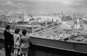 Viewing: Diorama Moscow - Capital of the USSR