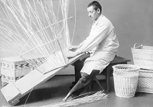 Bricklayer: Disabled veteran basket weaver, 1916