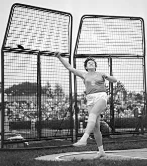 Jirina: Discus thrower - Jirina Nemcova