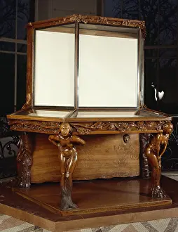 Rupert: Display cabinet, front view