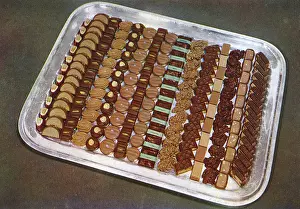 Plessis: DISPLAY OF PRALINES