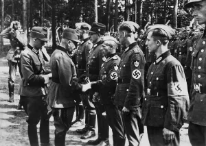 Distinguished: Distinction of RAD members, 1943