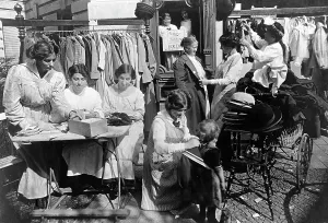 Wold: Distribution of clothes, 1914