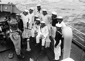 Explains: Diving training at the Kriegsmarine, 1935