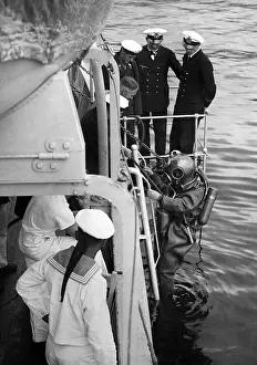 Trainers: Diving training at the Kriegsmarine, 1935