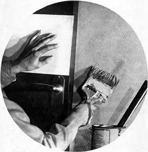 Emulsion: DIY/PAINTING A WALL