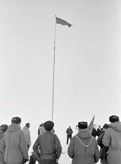 Hoisted: Dmitri Shparo's expedition to North Pole