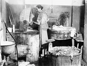 Tubs: Doing laundry, historical