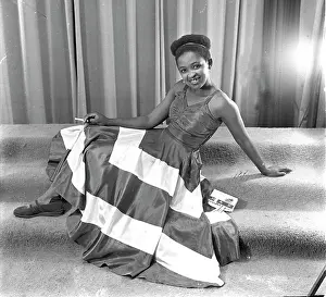 Pounding: Dolly Rathebe - Dolly and Her Men! - The World