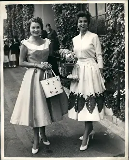 Seixas: Dolly Seixas and Shauna Trabert dressed up for Wimbledon