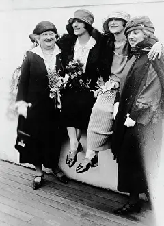 Bayes: The Dolly Sisters about to return to London, New York