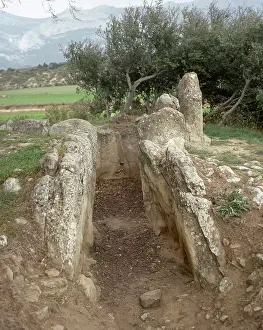 Megalithic: Dolmen El Sotillo. Spain