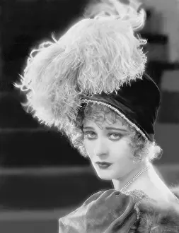 Dolores: Dolores Costello