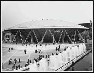 Fountains: DOME OF DISCOVERY