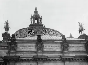 Discs: Dome of the Reichstag in Berlin after the fire, 1933