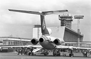 Domodedovo: Domodedovo airport, 1995