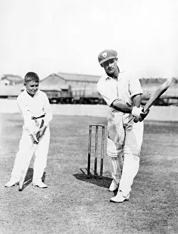 Bradman: DON BRADMAN GIVES LESSON