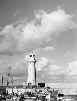 Donaghadee: DONAGHADEE LIGHTHOUSE