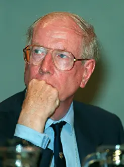 Edingburgh: Donald Gorrie MP