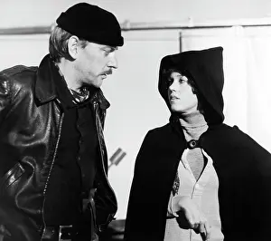 Steelyard: Donald Sutherland - Jane Fonda