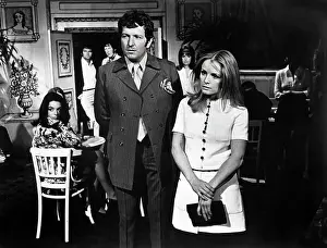 Pflug: Donald Sutherland - Jo Ann - Pflug - celebrity