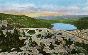 Donner: Donner memorial Bridge, Donner Lake, California, USA