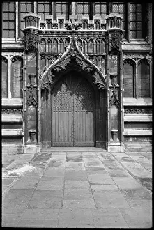 Polygonal: Door in an unidentified church