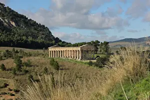 Trapani: Doric temple, Segesta, Sicily, Italy