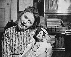 Mothering: Doris Fischer: Margaret at play