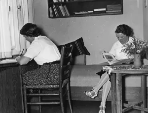 Deutscher: Dormitory of the Labor Association of National