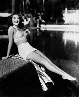 Two Piece: Dorothy Lamour - Actress