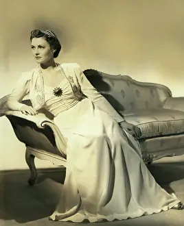 Lovett: Dorothy Lovett - actress