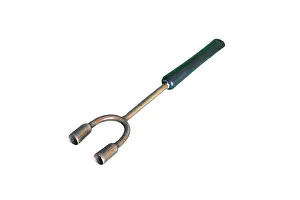 Smokers: Double Cigarette Holder