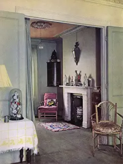 Taffeta: Double living room by Allan Walton