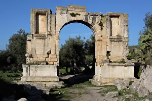 Thugga: Dougga