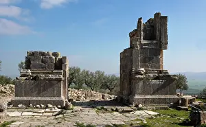 Thugga: Dougga