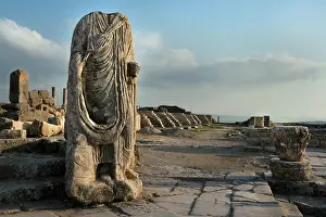 Thugga: Dougga